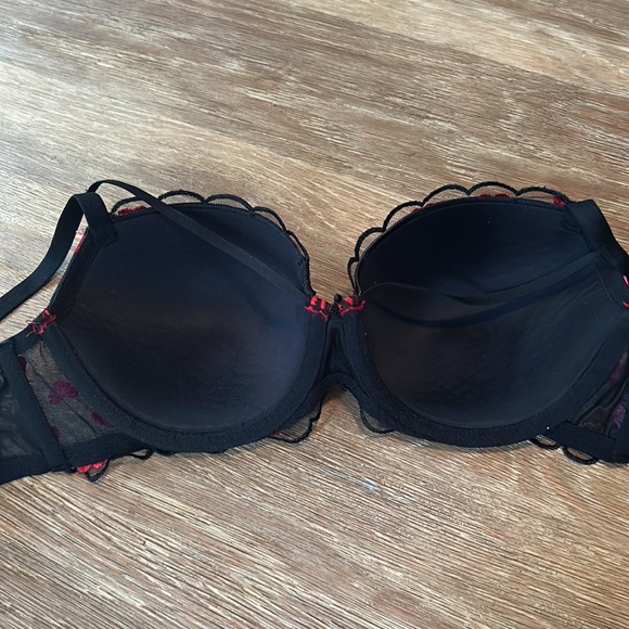 💕3 Victoria Secret bras 32DD Dream Angels - Picture 4 of 14